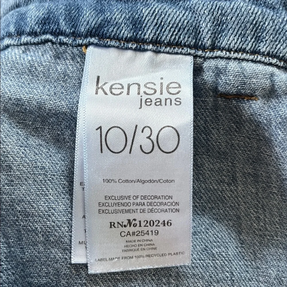Kensie Jeans Shorts - Picture 3 of 3